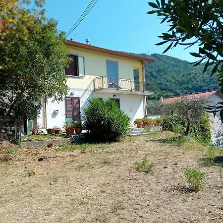 Il Castagno فوسدينوفو